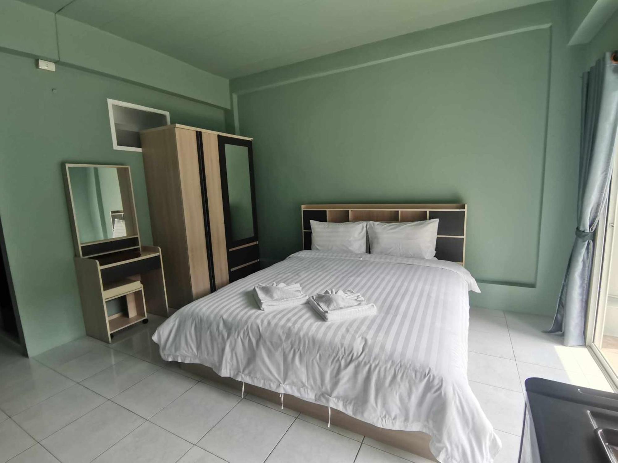 4 Palms Hotel Pratumanak Паттайя Экстерьер фото